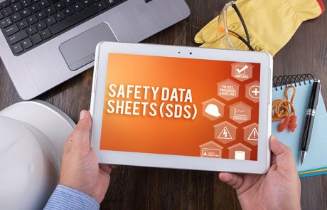 גיליון/גִּלְיוֹן בְּטִיחוּת [של חומר] – material safety data sheet (MSDS)